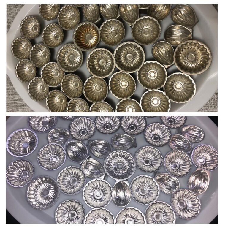 How To Easily Clean Your Old Baking Molds